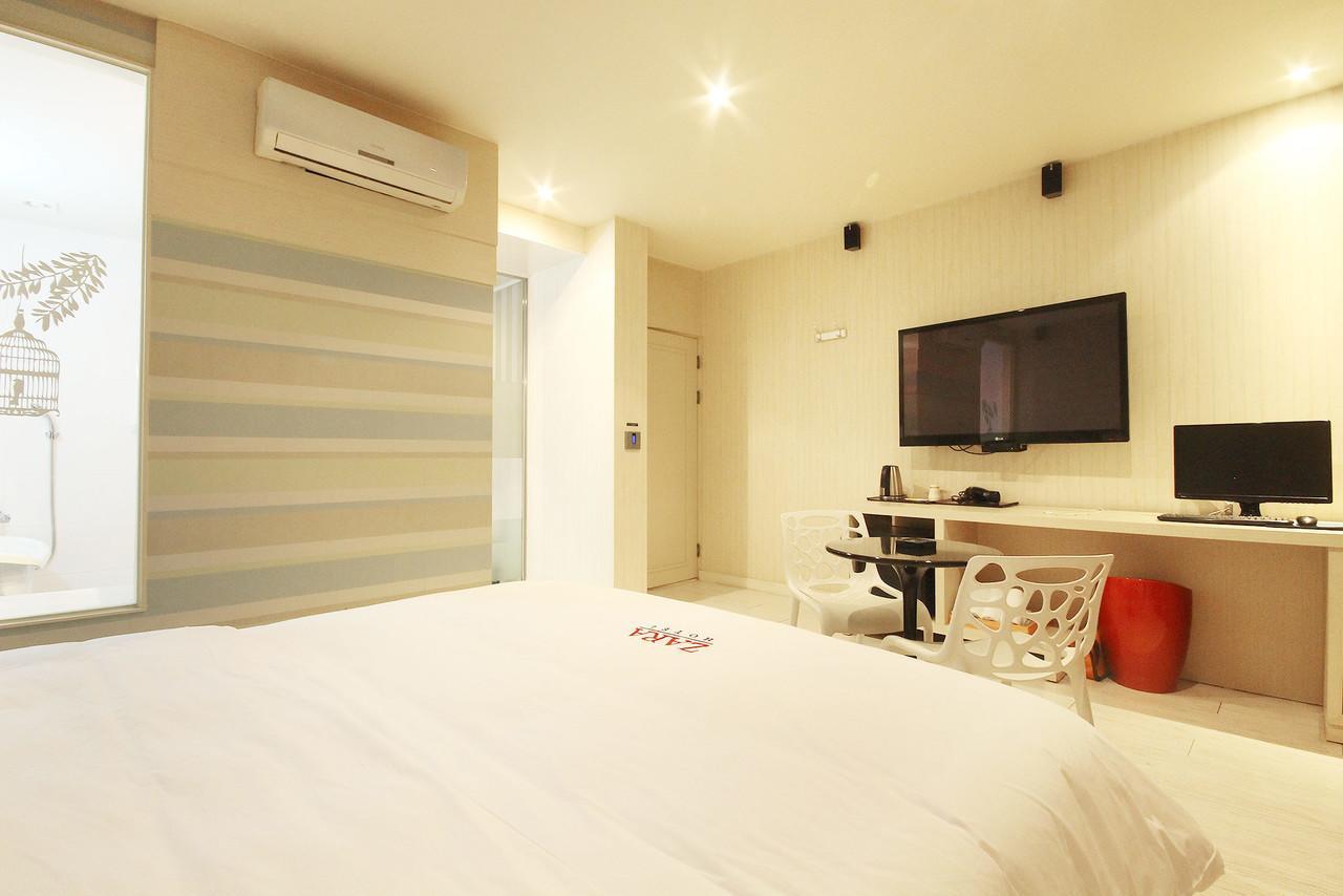 Hotel Zara Changwon Exterior foto