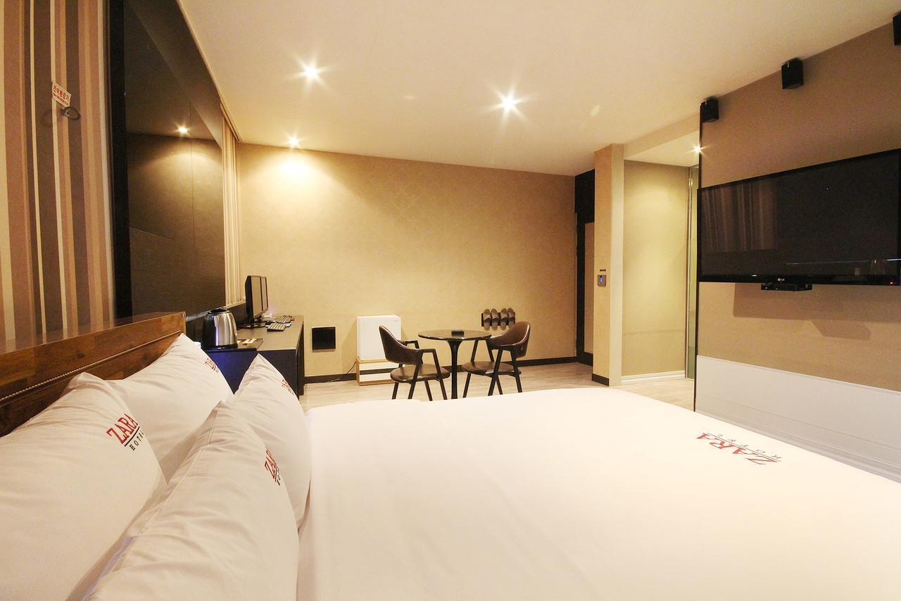 Hotel Zara Changwon Exterior foto