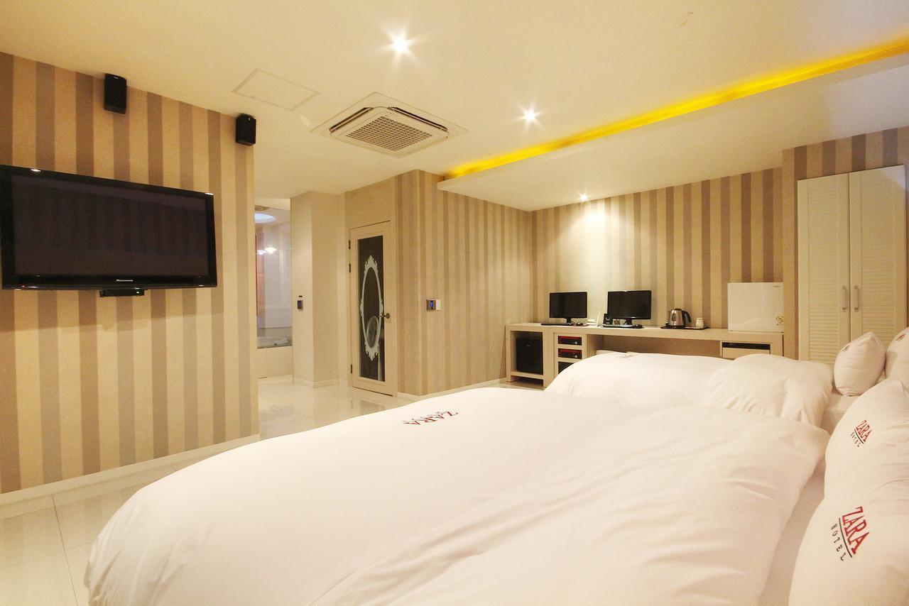 Hotel Zara Changwon Exterior foto
