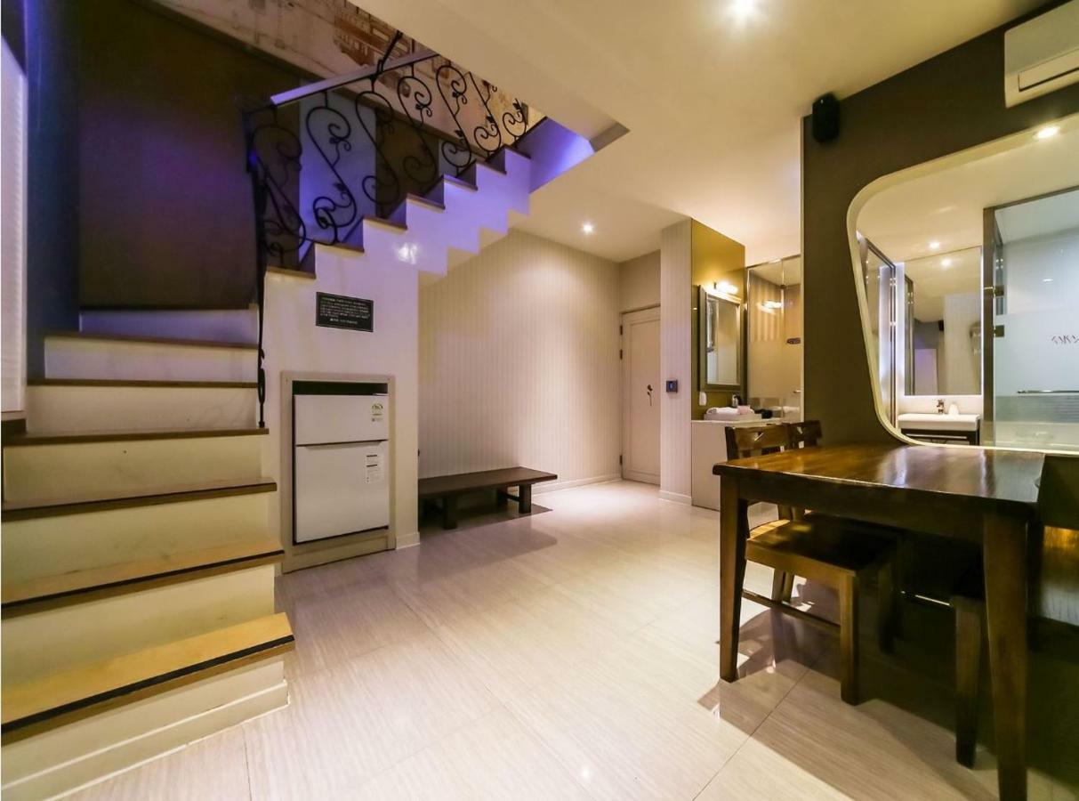 Hotel Zara Changwon Exterior foto